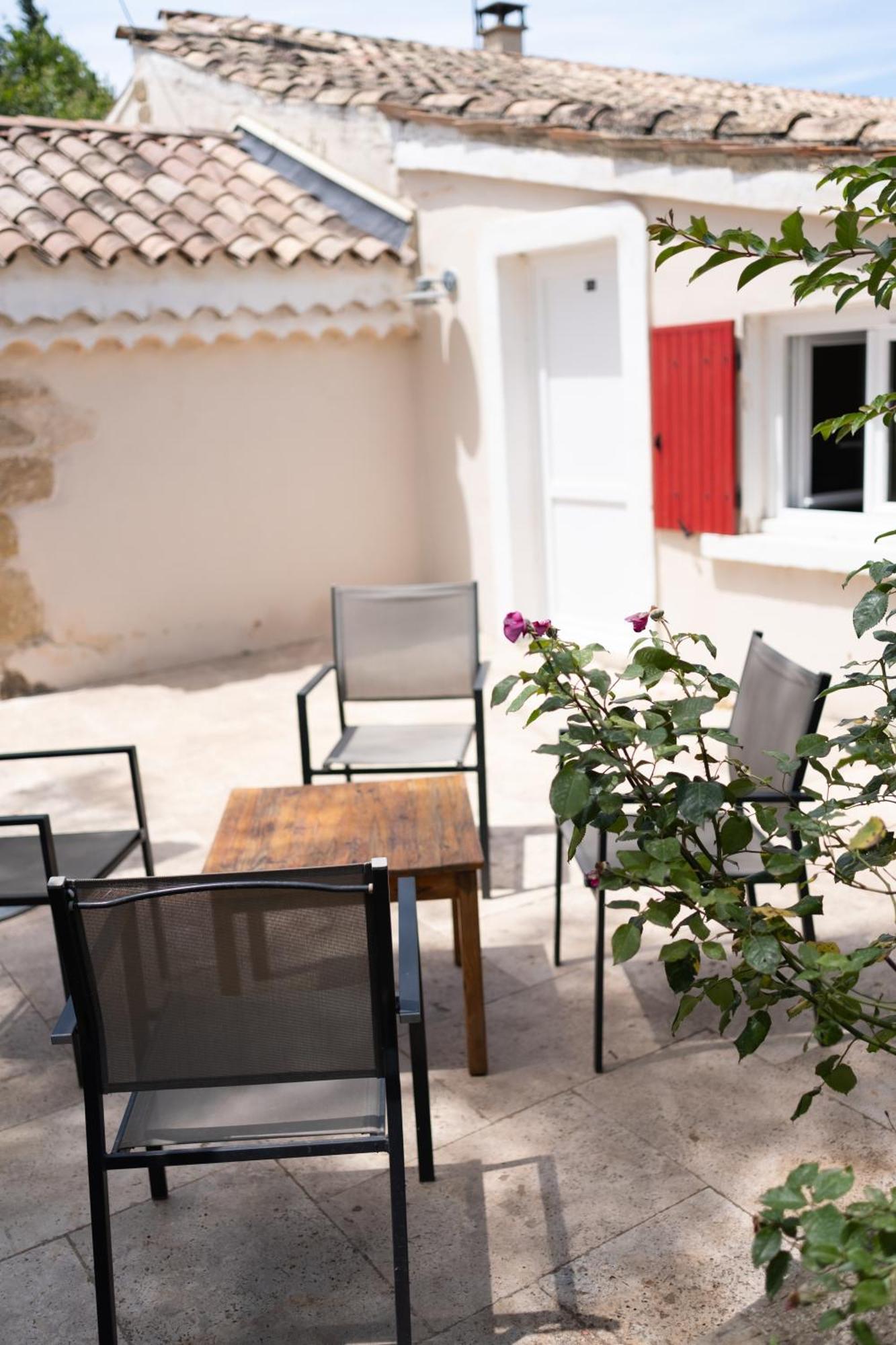 Le Vieux Platane Hotel Cairanne Exterior photo